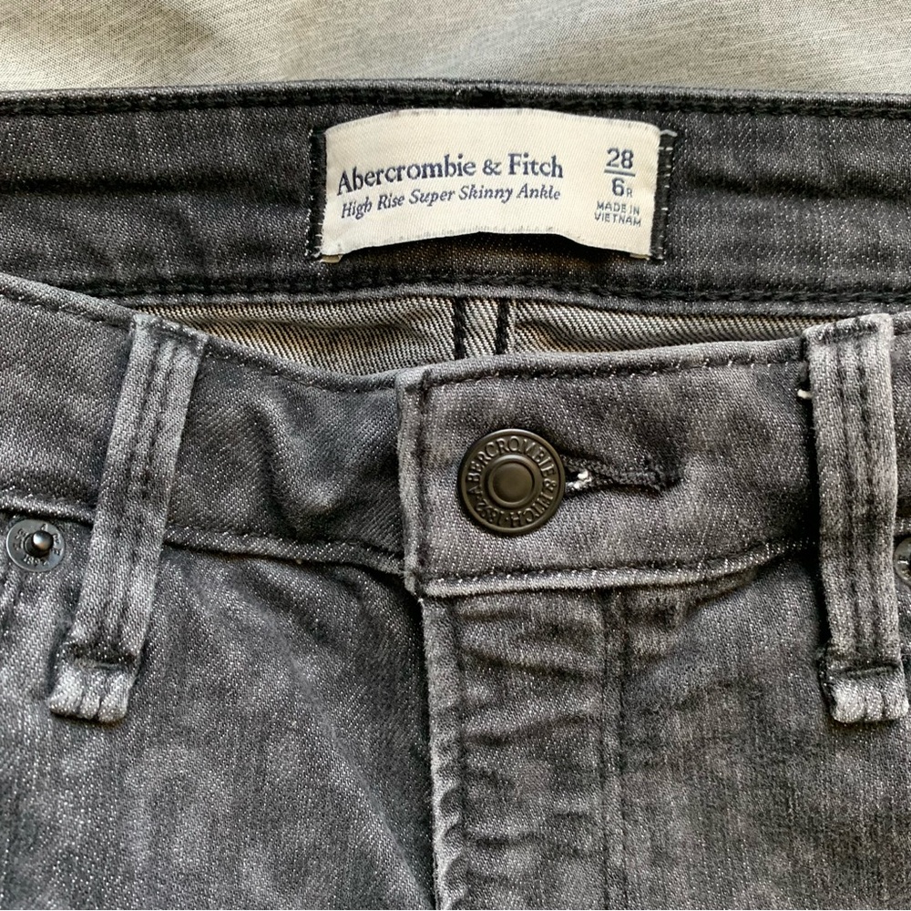 Abercrombie & Fitch Black Leopard Print Jeans